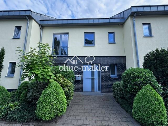 Gehobenes Reihenmittelhaus im Herzen von Kevelaer Winnekendonk mit 2 Garagen