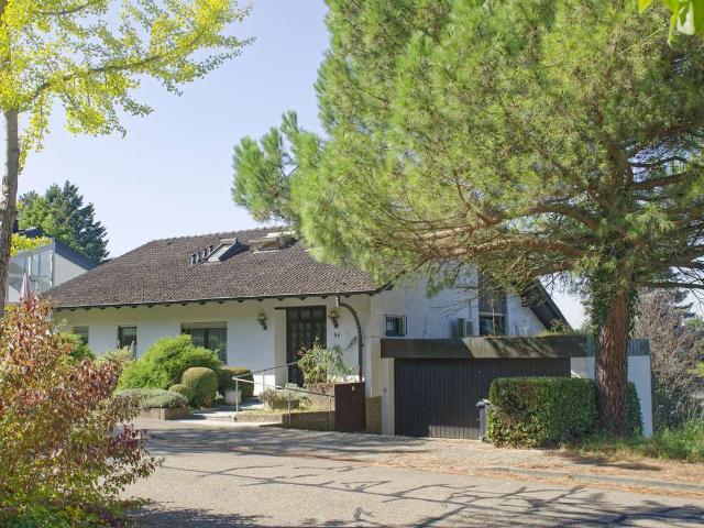 Geigersberg. Einfamilienhaus mit Einliegerwohnung in Top Lage. Von Privat