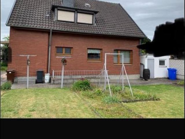 Geklinkertes Ein oder zwei Familienhaus