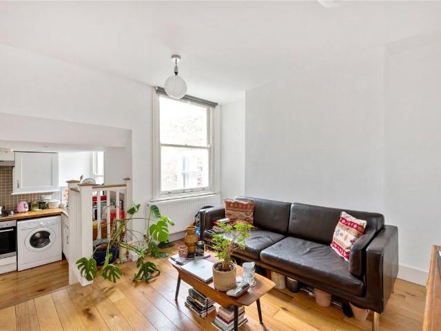 Geldeston Road, London E5, 1 bed flat to rent, £2,050 pcm | PrimeLocation