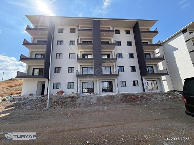 GELECEĞİ OLAN BÖLGEDE SATILIK ARAKAT 2+1 DAİRE