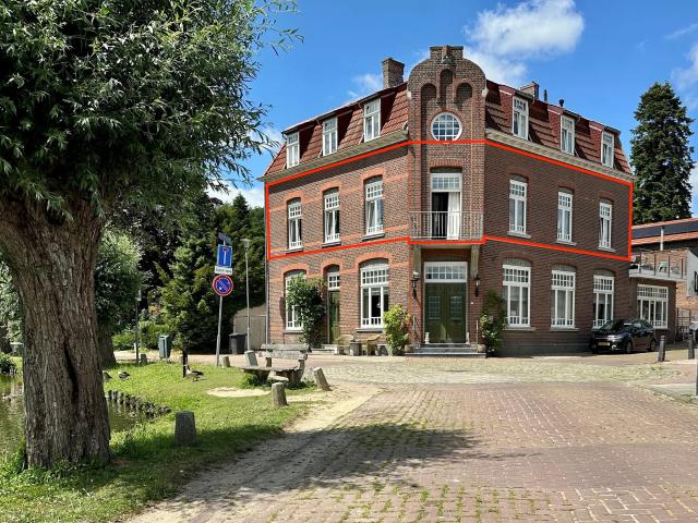 Gelegen op een centrale ligging op 15 minuten rij afstand van Maastricht
