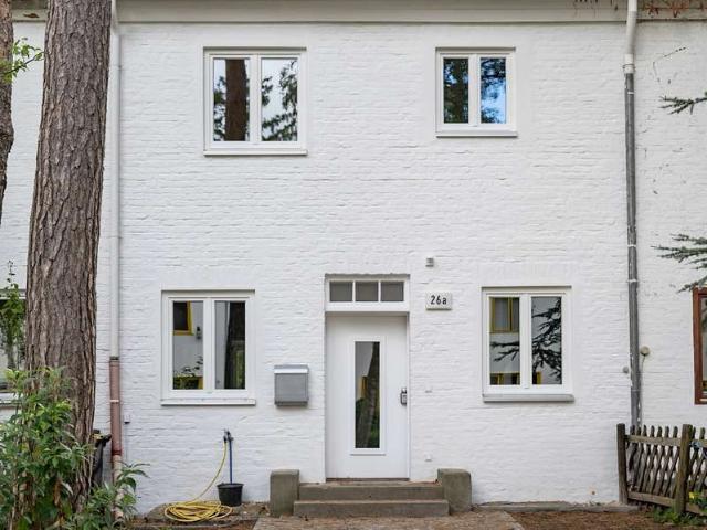 Gelegenheit. Frisch kernsaniertes Haus direkt Am Fischtal in Zehlendorf