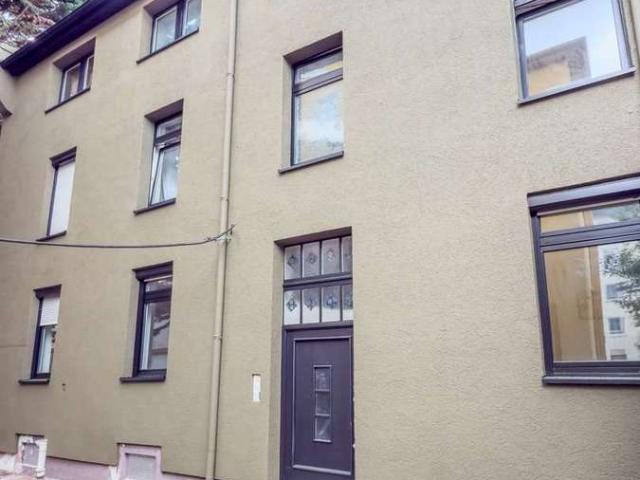 GELEGENHEIT IM NORDEND AM HOLZHAUSENPARK: Wohnung im 1. OG zu verkaufen. sofort frei!