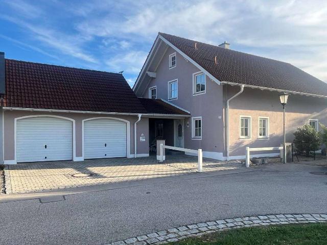 Gelegenheit in 84559 Kraiburg: Elegantes EFH auf Erbpacht