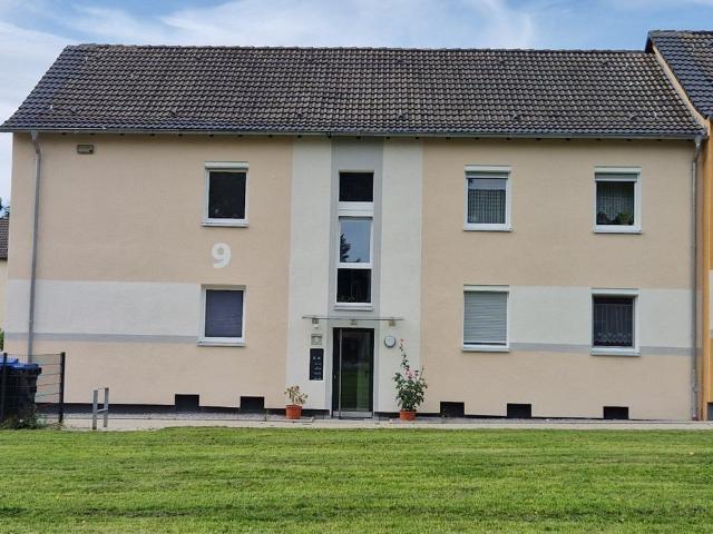 Gelegenheit: renovierte 3 Zimmer Wohnung mit Balkon