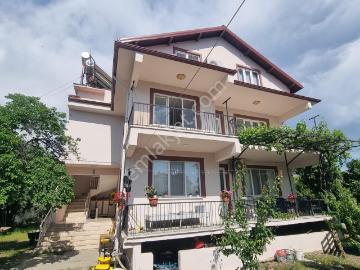 Gelişim'de Kiralık 3+1 Geniş Ara Kat Kapalı Mutfak Daire