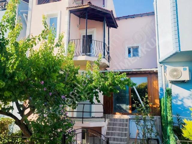 Gelibolu Güneyli Saros'da Eşyalı 5+1 Villa