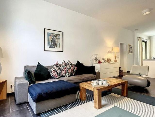 Gelijkvloers app. te huur in Antwerpen voor € 900 met 1 slaapkamer