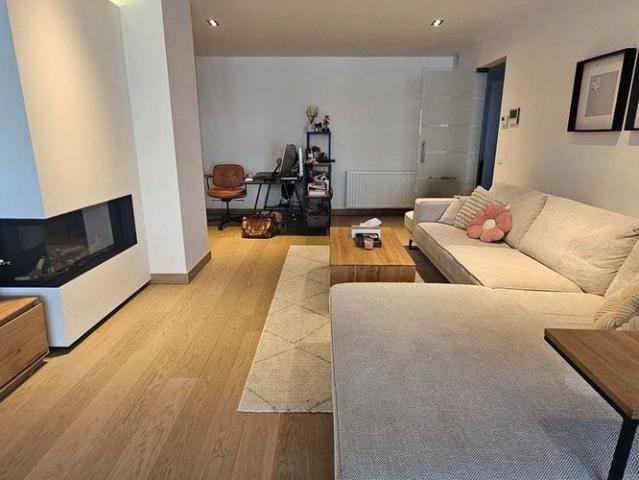 Gelijkvloers app. te huur in Aalter voor € 950 met 2 slaapkamers