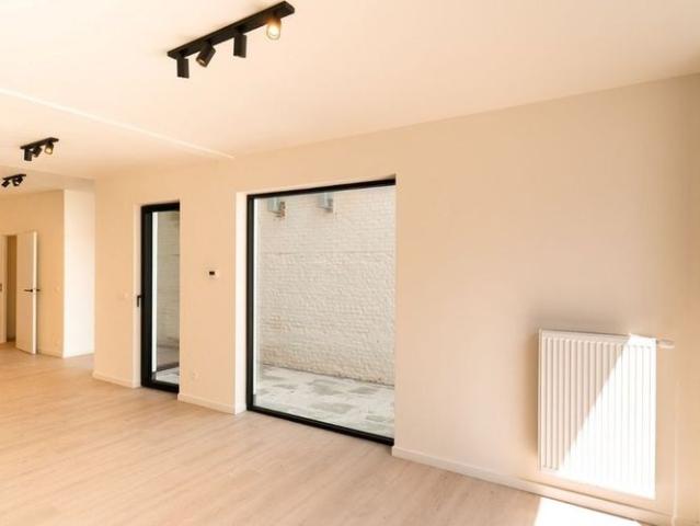 Gelijkvloers app. te huur in Aarschot voor € 860 met 1 slaapkamer