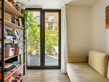 Gelijkvloers app. te huur in Gent voor € 1.390 met 2 slaapkamers