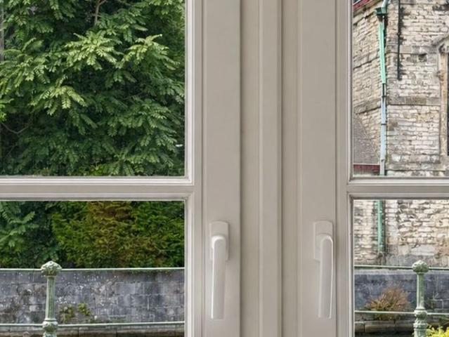 Gelijkvloers app. te huur in Gent voor € 1.500 met 2 slaapkamers