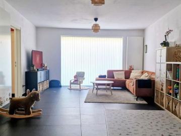 Gelijkvloers app. te huur in Erembodegem voor € 930 met 2 slaapkamers