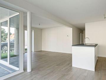 Gelijkvloers app. te huur in Hoogstraten voor € 1.045 met 2 slaapkamers