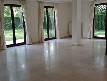 Gelijkvloers app. te huur in Leuven voor € 1.500 met 1 slaapkamer