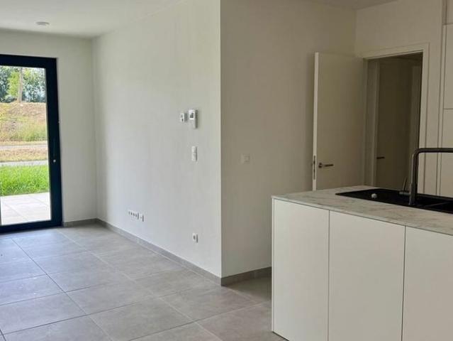 Gelijkvloers app. te huur in Lier voor € 1.050 met 2 slaapkamers