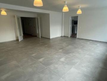 Gelijkvloers app. te huur in Sint Truiden voor € 925 met 3 slaapkamers