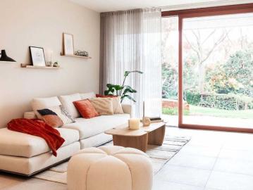 Gelijkvloers app. te huur in Roeselare voor € 740 met 1 slaapkamer