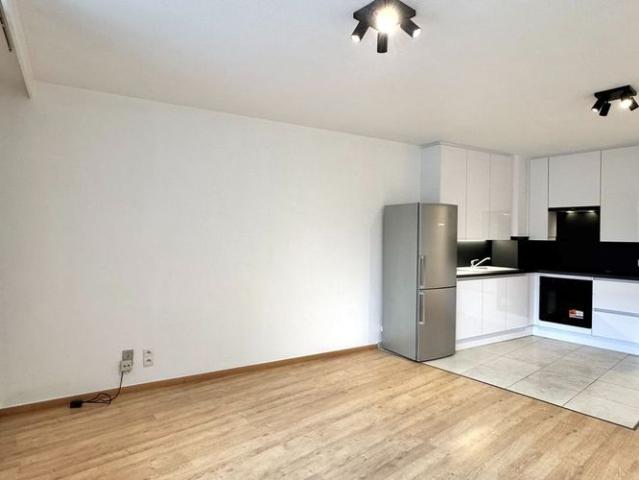 Gelijkvloers app. te huur in Waregem voor € 725 met 2 slaapkamers