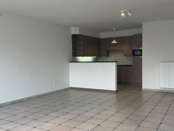 Gelijkvloers app. te huur in Veurne voor € 850 met 2 slaapkamers