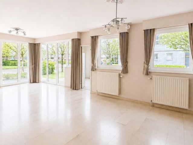 Gelijkvloers app. te huur in Zonhoven voor € 930 met 2 slaapkamers