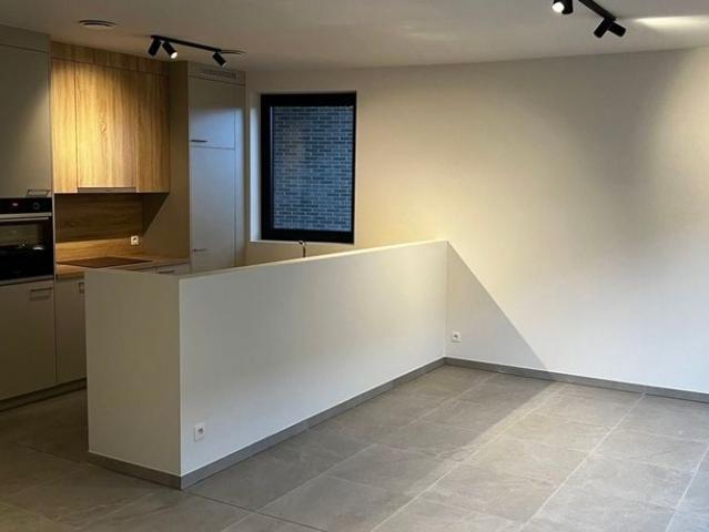 Gelijkvloers app. te huur in Zellik voor € 1.100 met 1 slaapkamer