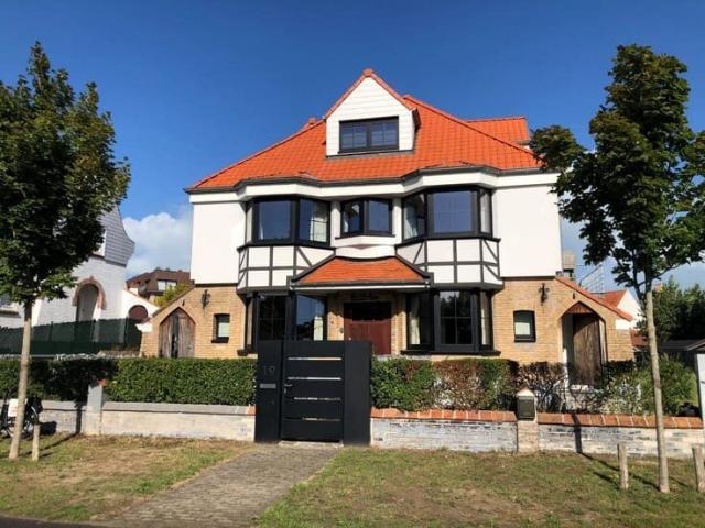 Gelijkvloers appartement in kleine residentie