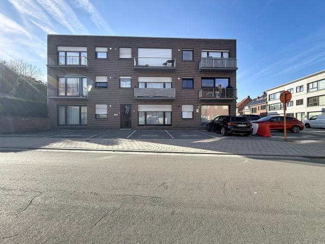 Gelijkvloers appartement in het centrum van Marke