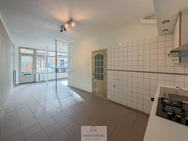 Gelijkvloers appartement op toplocatie!