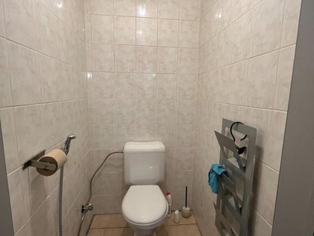 Gelijkvloers appartement met één slaapkamer te huur