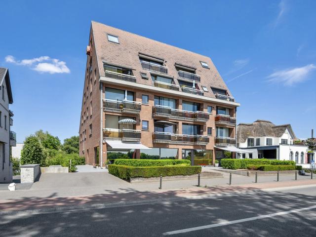Gelijkvloers appartement met zicht op water