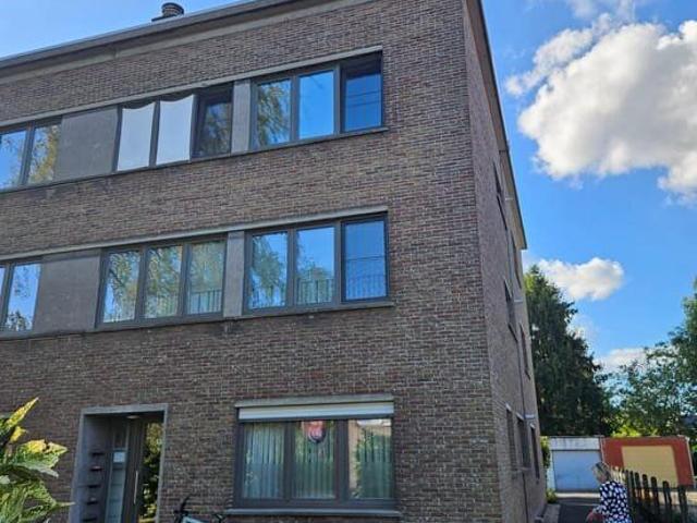 Gelijkvloers appartement met 1 slaapkamer te huur in Gent