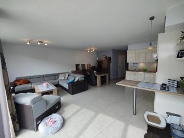 Gelijkvloers appartement met 1 slaapkamer, tuin & staanplaats