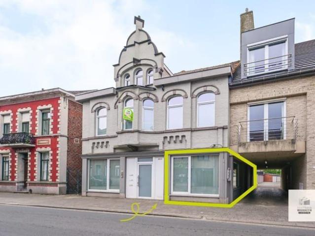 Gelijkvloers appartement met 2 slaapkamers en terras in het