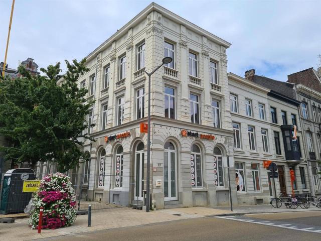 Gelijkvloers appartement met 2 slaapkamers in een kleinschal