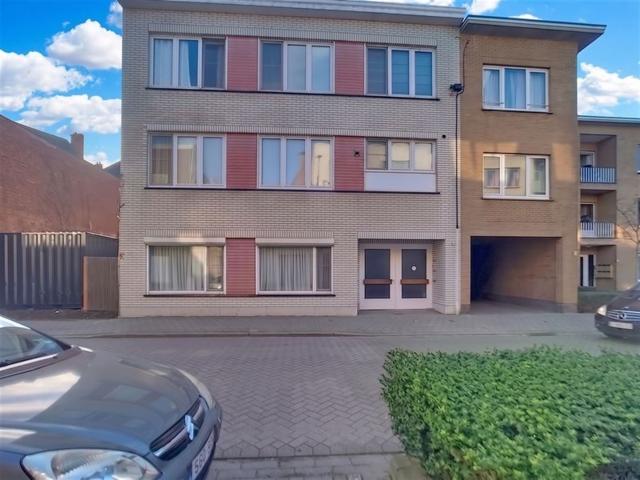 Gelijkvloers appartement met 2 slaapkamers, polyvalente ruimte en garage