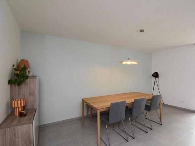 Gelijkvloers appartement met 2 slpk, terras en privétuin