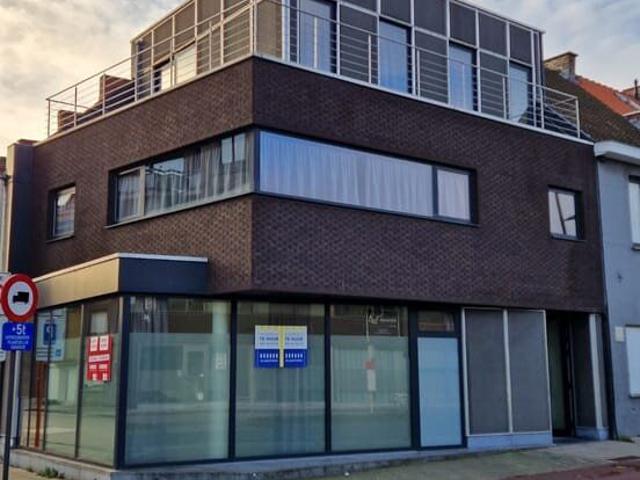 Gelijkvloers één slaapkamerappartement in centrum Roeselare