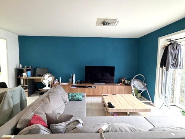 Gelijkvloers éénslaapkamer appartement in hartje Zwevezele!