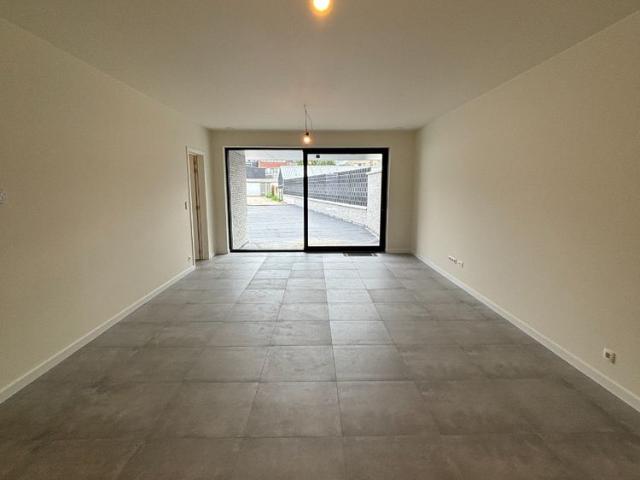 Gelijkvloers nieuwbouwappartement in het centrum te Lommel