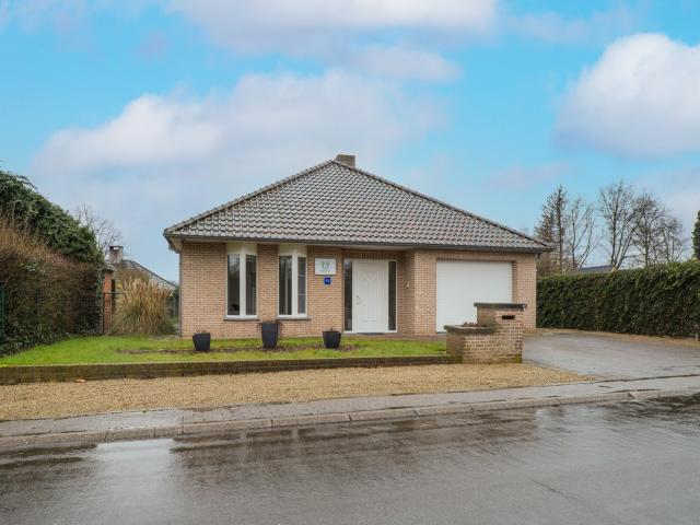 ✨ Gelijkvloerse open bebouwing met 3 slaapkamers