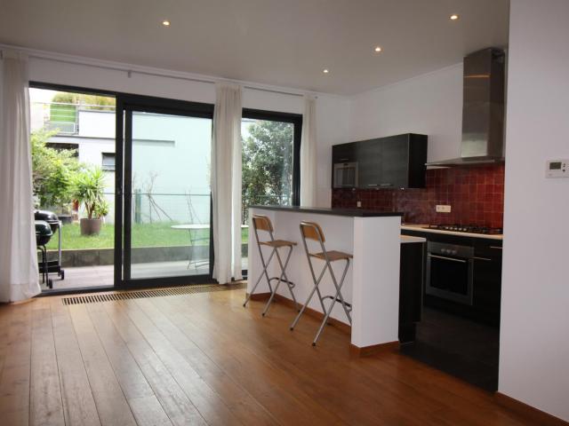Gelijkvloerse verdieping te huur 1000 Bruxelles 1.150 €