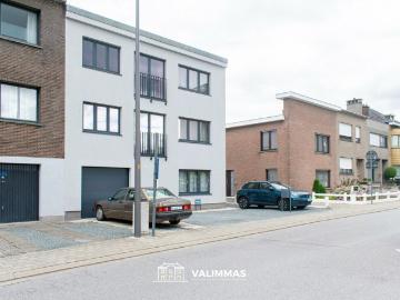 Gelijkvloerse verdieping Te huur in Asse