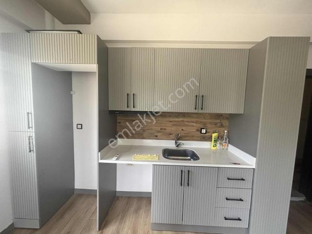 Gelincik~caddesinde~az~katlı~özel İşçilikli~site~içi~lüx~1+1~