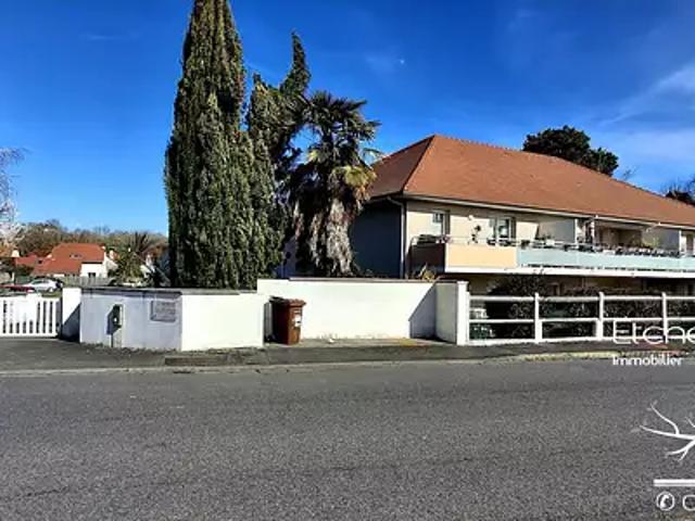 Gelos 64110 Achat / Vente appartement 2 pièces t2 terrasse parking