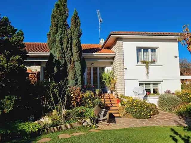 Gelos 64110 Achat / Vente maison 6 pièces t6 piscine jardin
