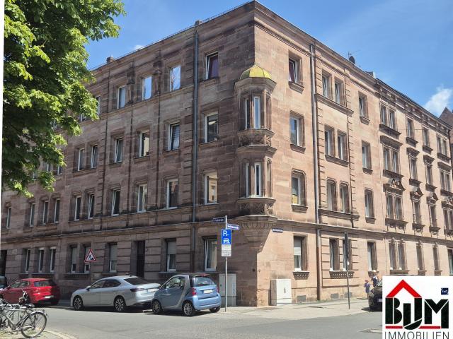 Gepflegt 2022 modernisiert 3 Zimmer Nähe Stadtpark großes Bad mit Fenster