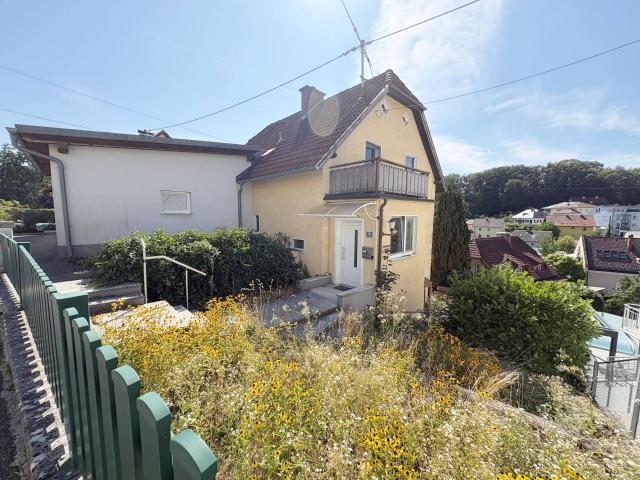 Gepflegt Sanierungsbedürftiges Einfamilienhaus in Puchenau