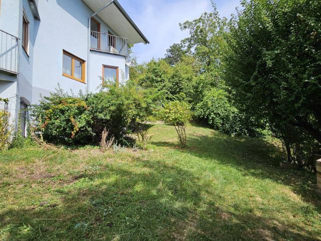 Gepflegt, sonnig, großzügig, ruhig: Wohnung in St. Peter bei Waltendorf Terrasse, Balkon, Garten, 2 Parkplätze, 5 Zimmer+Küche